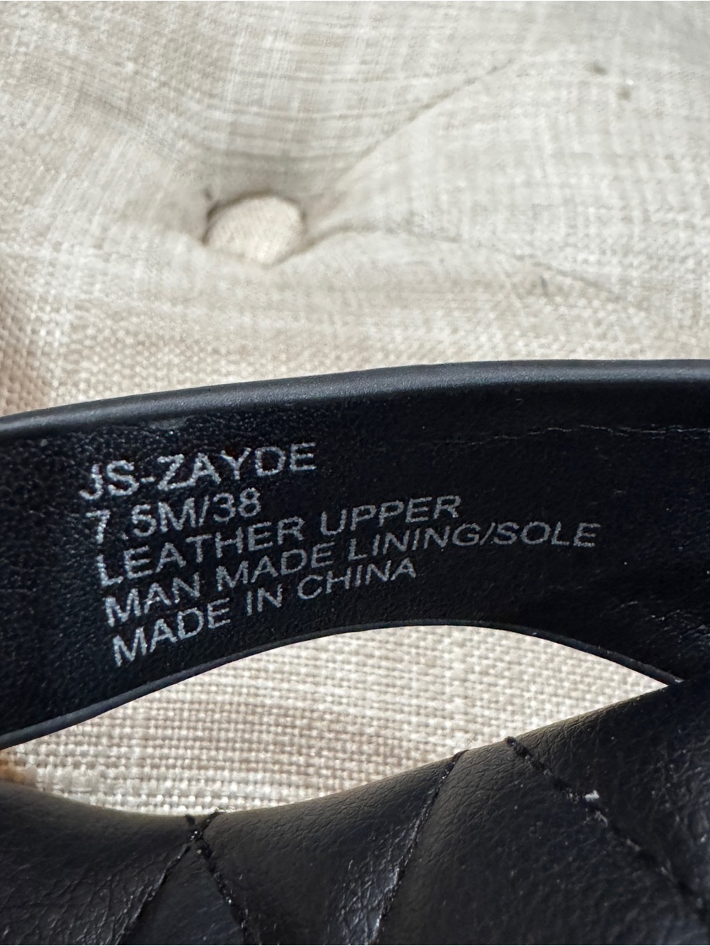 Jessica Simpson Black Quilted Leather Block Heel Thong Sandals - Picture 7 of 7